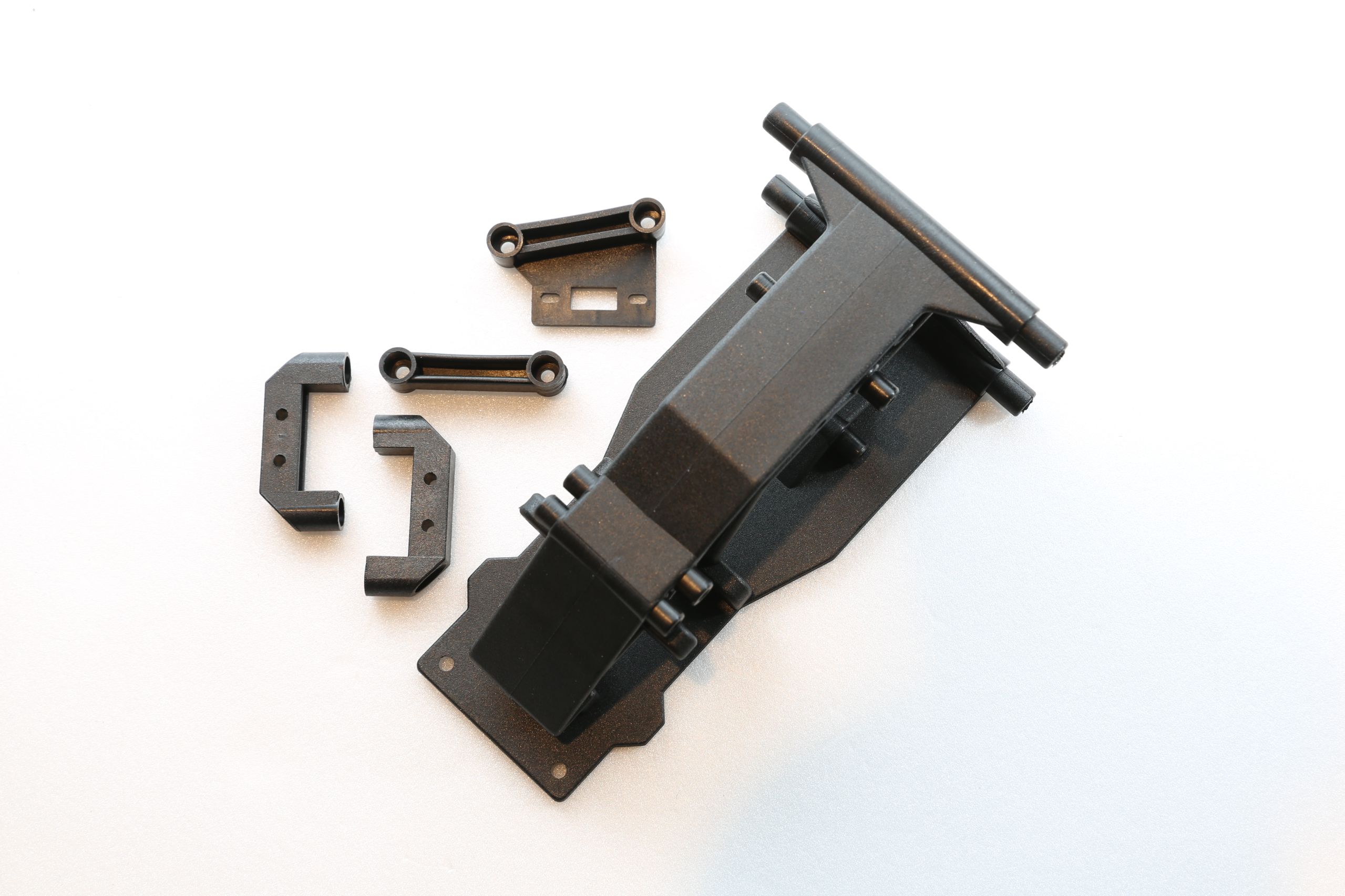 Kyosho #MI7B Chassis vorne Kyosho #MI7B Chassis vorne